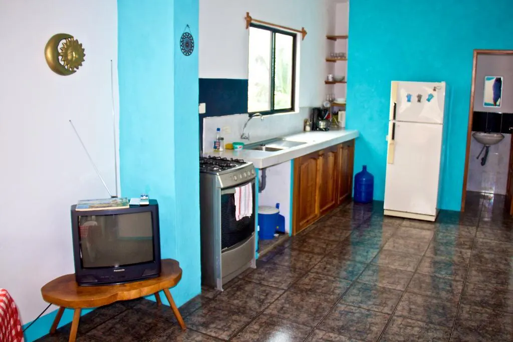 Hostel Hostal Suiza Puerto Baquerizo Moreno