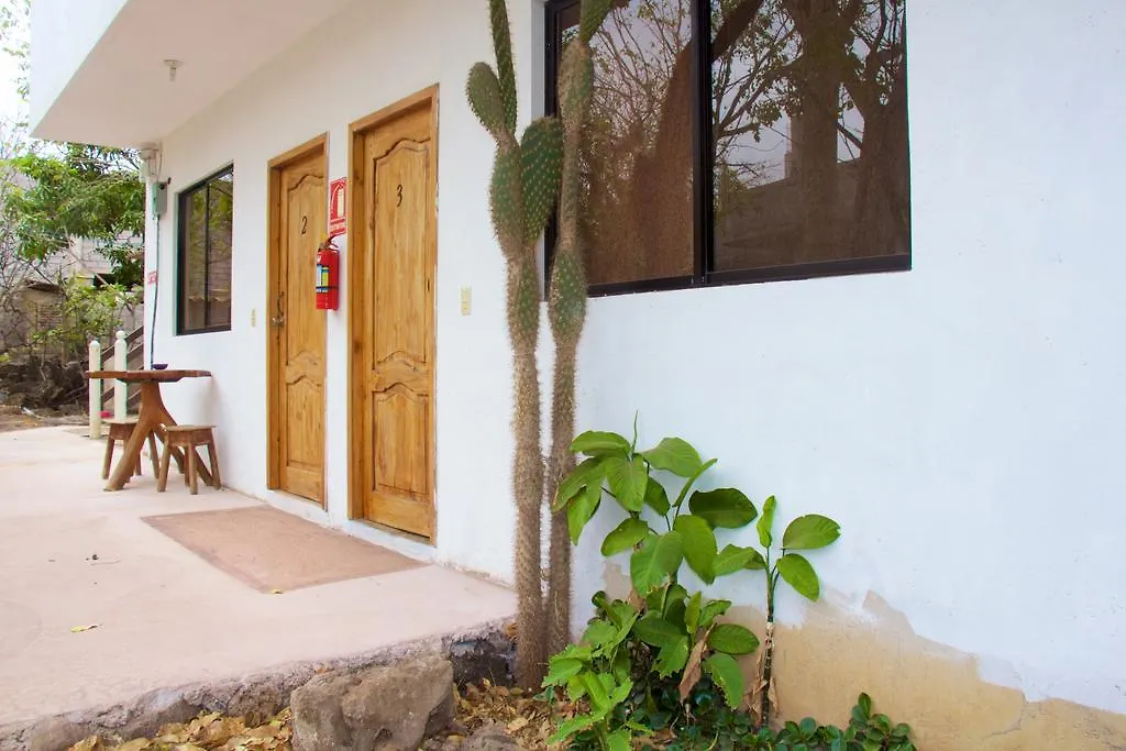 Hostal Suiza Puerto Baquerizo Moreno 0*,