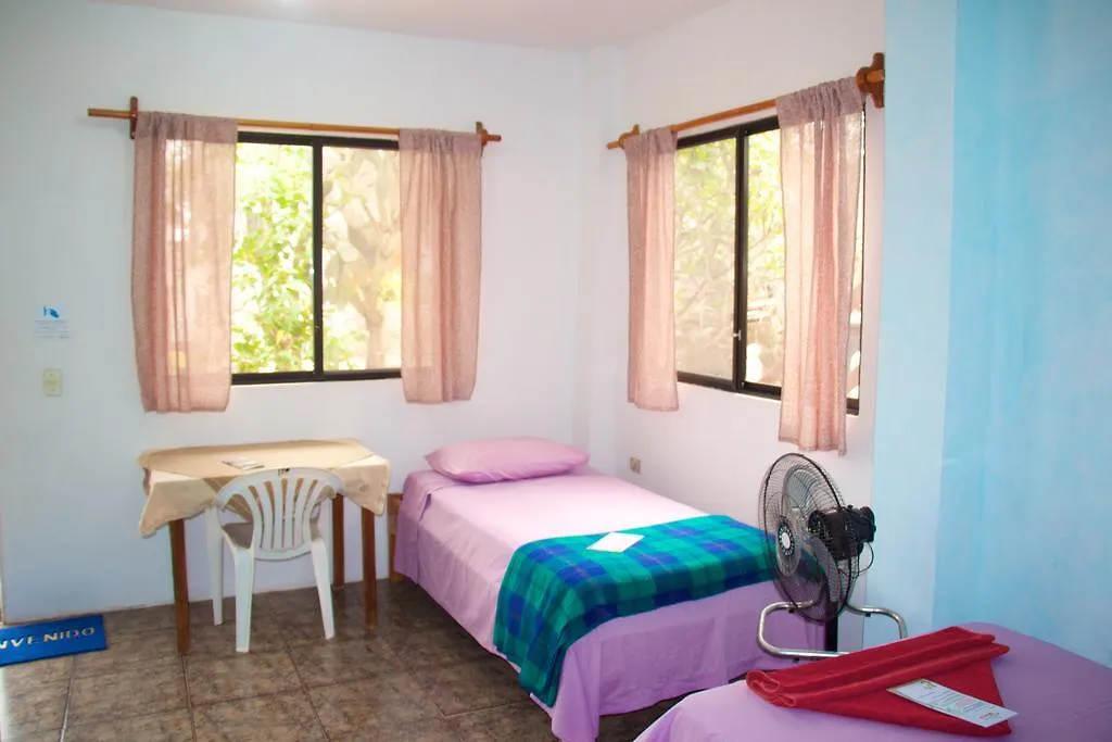 Hostel Hostal Suiza Puerto Baquerizo Moreno